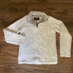 Mens size XS True Grit Pullover